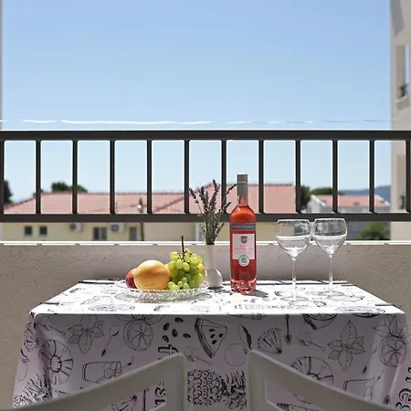 Monica 100 Meters To Beach Near Split Trogir * Kastela