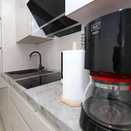 Apartment Monica 100 Meters To Beach Near Split Trogir