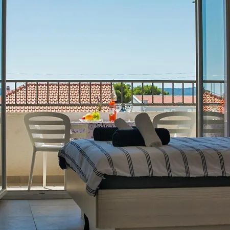Monica 100 Meters To Beach Near Split Trogir Apartment Kastela